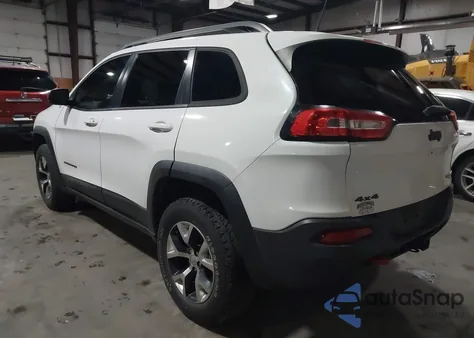 2016 Jeep Cherokee Trailhawk from USA, damaged, VIN 1C4PJMBS8GW122145